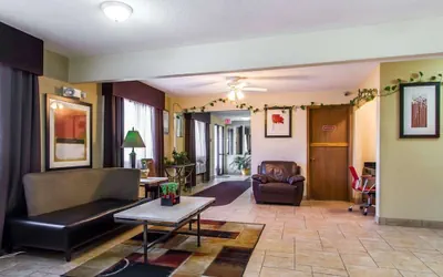 Photo 4 - Quality Inn & Suites Ottumwa North