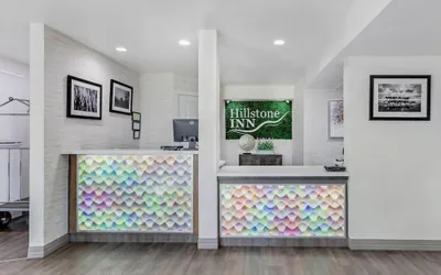 Photo 5 - Hillstone Inn Tulare, an Ascend Collection Hotel