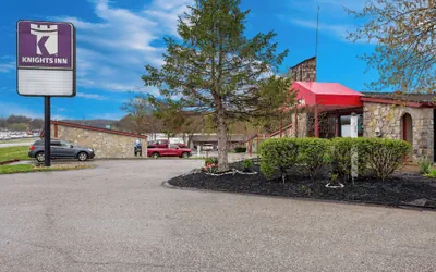 Photo 2 - Knights Inn Ashland