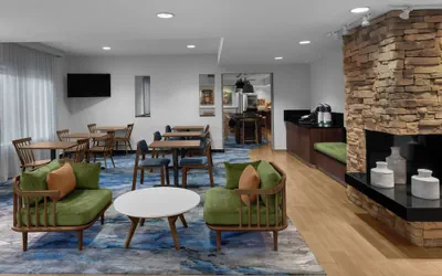Photo 3 - Fairfield Inn Santa Clarita Valencia
