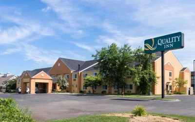 Photo 2 - Quality Inn Lakeville North