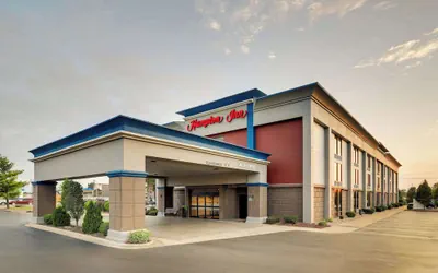 Photo 2 - Hampton Inn Lebanon