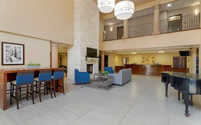 Photo 4 - Comfort Suites Kingwood Houston North