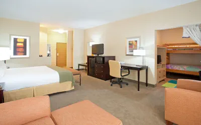 Photo 3 - Holiday Inn Express & Suites Nogales by IHG