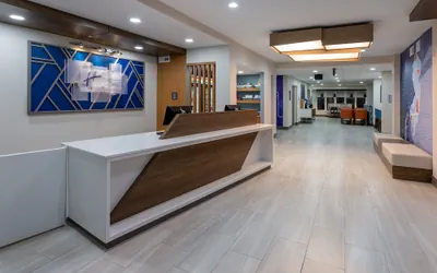 Holiday Inn Express and Suites Vineland Millville by IHG