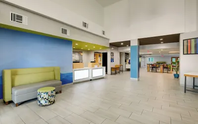 Photo 2 - Holiday Inn Express & Suites Orangeburg by IHG