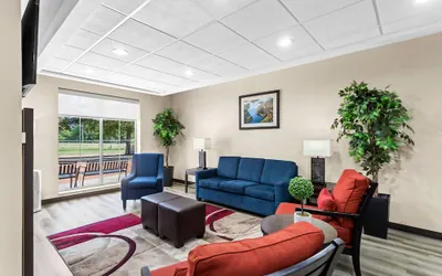 Photo 4 - Comfort Inn & Suites Grenada