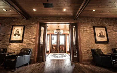 Photo 3 - Ironworks Hotel