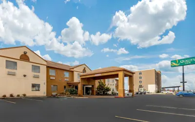 Photo 2 - Quality Inn West Memphis I-40