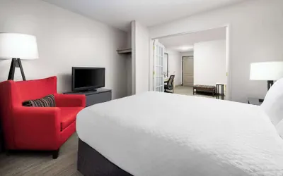 Photo 4 - Country Inn & Suites by Radisson, Big Flats (Elmira), NY