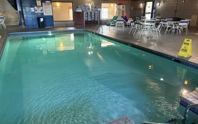 Photo 2 - AmericInn by Wyndham Ashland