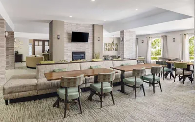 Photo 4 - Homewood Suites by Hilton Dallas-DFW Airport N-Grapevine