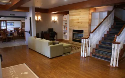 Photo 4 - Country Inn & Suites by Radisson, Lansing, MI