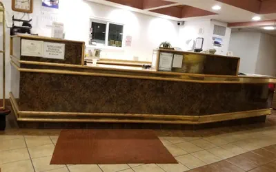 Photo 3 - Sea-Tac Crest Motor Inn