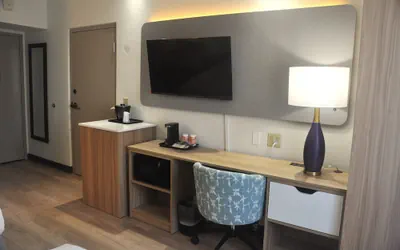 Photo 5 - Sleep Inn Fort Pierce I-95