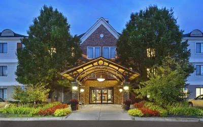 Photo 2 - Staybridge Suites Detroit-Utica by IHG