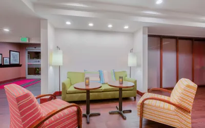 Photo 4 - Hampton Inn San Marcos, CA