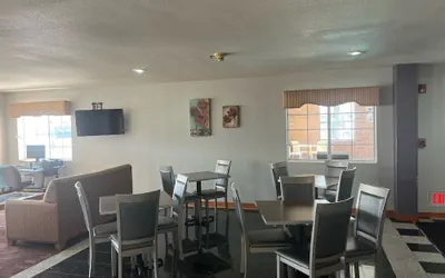 Photo 5 - Longhorn Inn and Suites