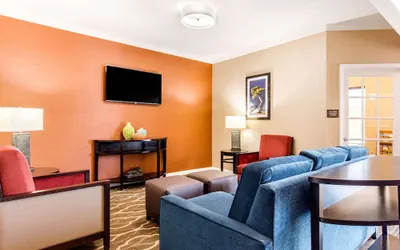 Photo 3 - Comfort Inn & Suites Bryant - Benton