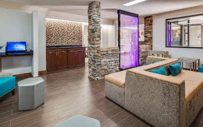 Photo 3 - Best Western Inn & Suites of Macon