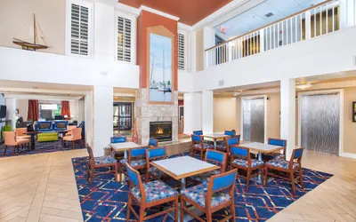 Photo 3 - Hampton Inn & Suites Annapolis