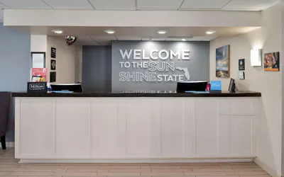 Photo 4 - Hampton Inn Vero Beach
