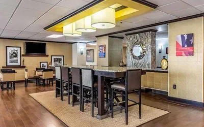 Photo 4 - Wingate by Wyndham Conway AR
