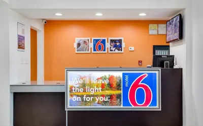 Photo 5 - Motel 6 White House, TN