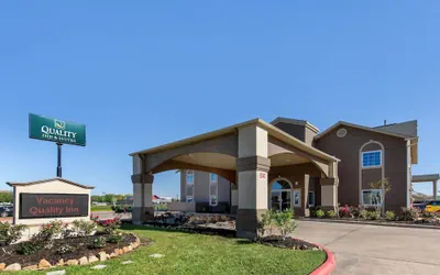 Photo 2 - Quality Inn Port Arthur – Nederland