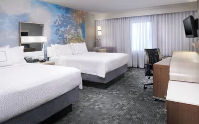 Photo 3 - Courtyard by Marriott Cleveland Airport North