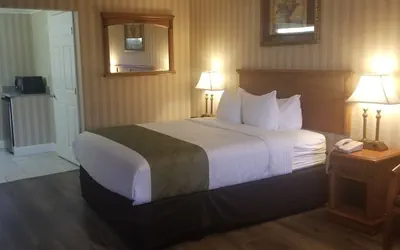Photo 5 - Quality Inn & Suites Anaheim Maingate