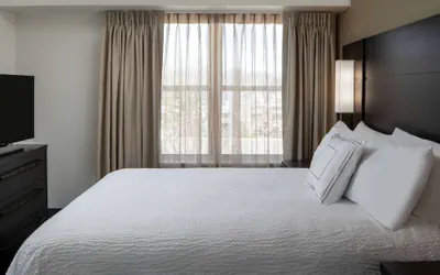 Photo 4 - Sonesta ES Suites Fairfax Fair Lakes