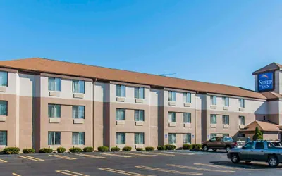 Photo 2 - Sleep Inn Midland - Bay City West