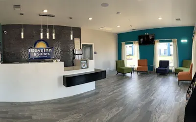 Photo 5 - Days Inn by Wyndham Rockport Texas