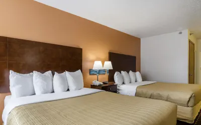 Photo 2 - Quality Inn Osceola