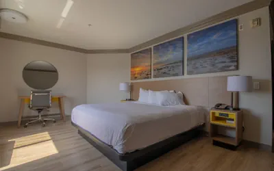 Photo 3 - Days Inn by Wyndham Carlsbad