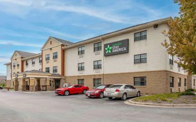 Photo 2 - Extended Stay America Select Suites - Milwaukee - Wauwatosa