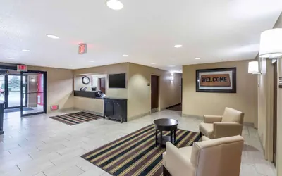 Photo 4 - Extended Stay America Select Suites - Milwaukee - Wauwatosa