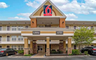 Studio 6 Extended Stay Huntsville, AL - US Space & Rocket Center