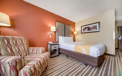 Photo 5 - Quality Inn Hastings