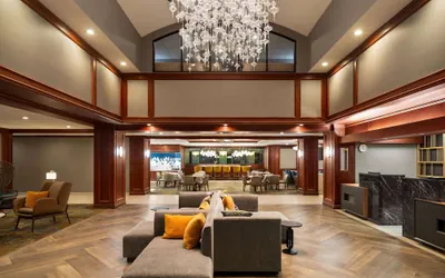 Photo 2 - La Quinta Inn & Suites by Wyndham Madison American Center