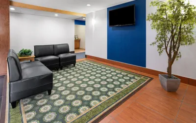 Photo 4 - Microtel Inn by Wyndham Albany Airport