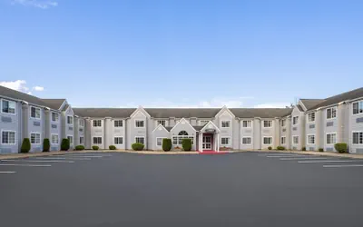 Photo 2 - Microtel Inn by Wyndham Albany Airport