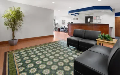 Photo 5 - Microtel Inn by Wyndham Albany Airport