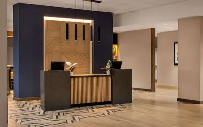 Photo 3 - Hyatt Place Tempe Phoenix Airport