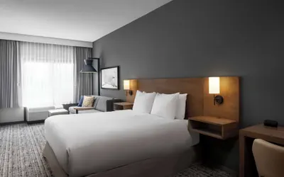 Photo 5 - Hyatt Place Tempe Phoenix Airport