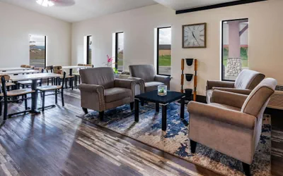 Photo 4 - Super 8 by Wyndham Spokane Valley