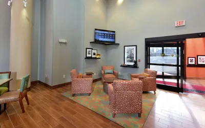 Photo 4 - Hampton Inn Raleigh-Durham Airport