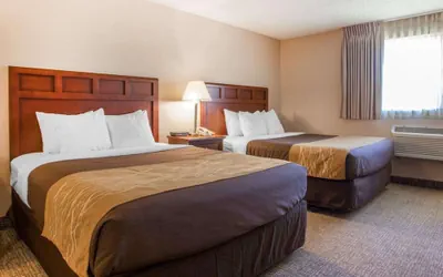 Photo 2 - Quality Inn Kirkland