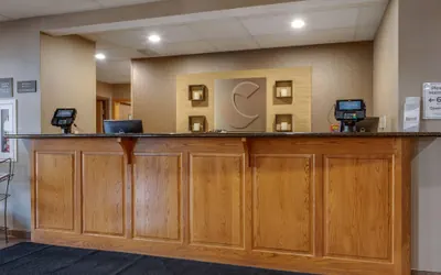 Photo 4 - Comfort Inn Millersburg